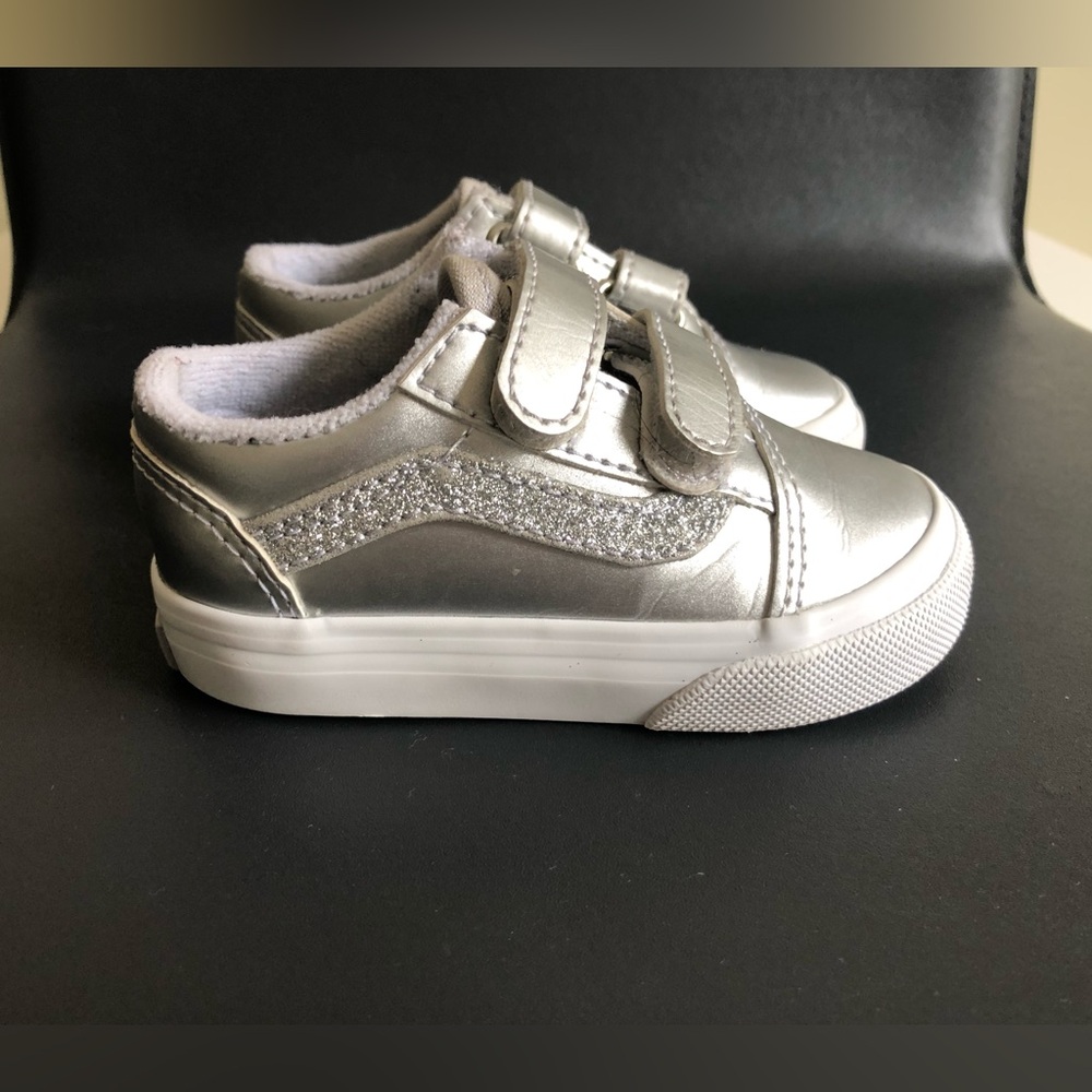 Vans Toddler Old Skool V Shoe  Dazzled Lunar Rock Grey Size: US 5 EUR 21 CM 11.5
